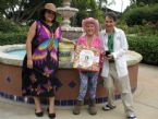 Patricia Bragg Leslie Goldman and Nadine Grow A Healthier Pizza 2013 ... (Click to enlarge)