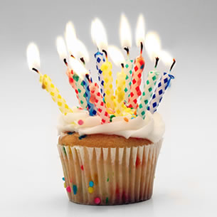//www.curezone.org/upload/Blogs/Zoebess/birthday.jpg