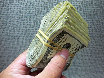 //www.curezone.org/upload/Blogs/Zoebess/cash_wad.jpg