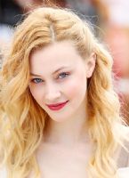 blond ... (Click to enlarge)