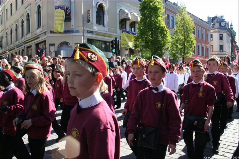 Oslo May 17 Parade 2007 087 On CureZone Image Gallery