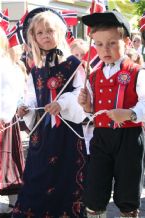 Oslo May 17 Parade 2007 361 ... (Click to enlarge)