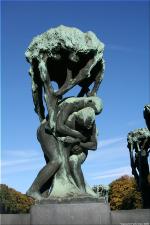 Vigeland Sculpture Park part of Frogner Park Oslo 2007 066 ... (Click to enlarge)