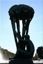 Vigeland Sculpture Park part of Frogner Park Oslo 2007 078 ... (Click to enlarge)