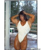 women bodybuilder trainwreck 14 1  ... (Click to enlarge)