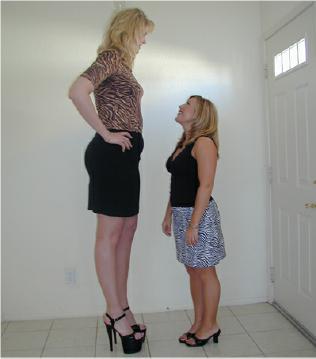 women dating online